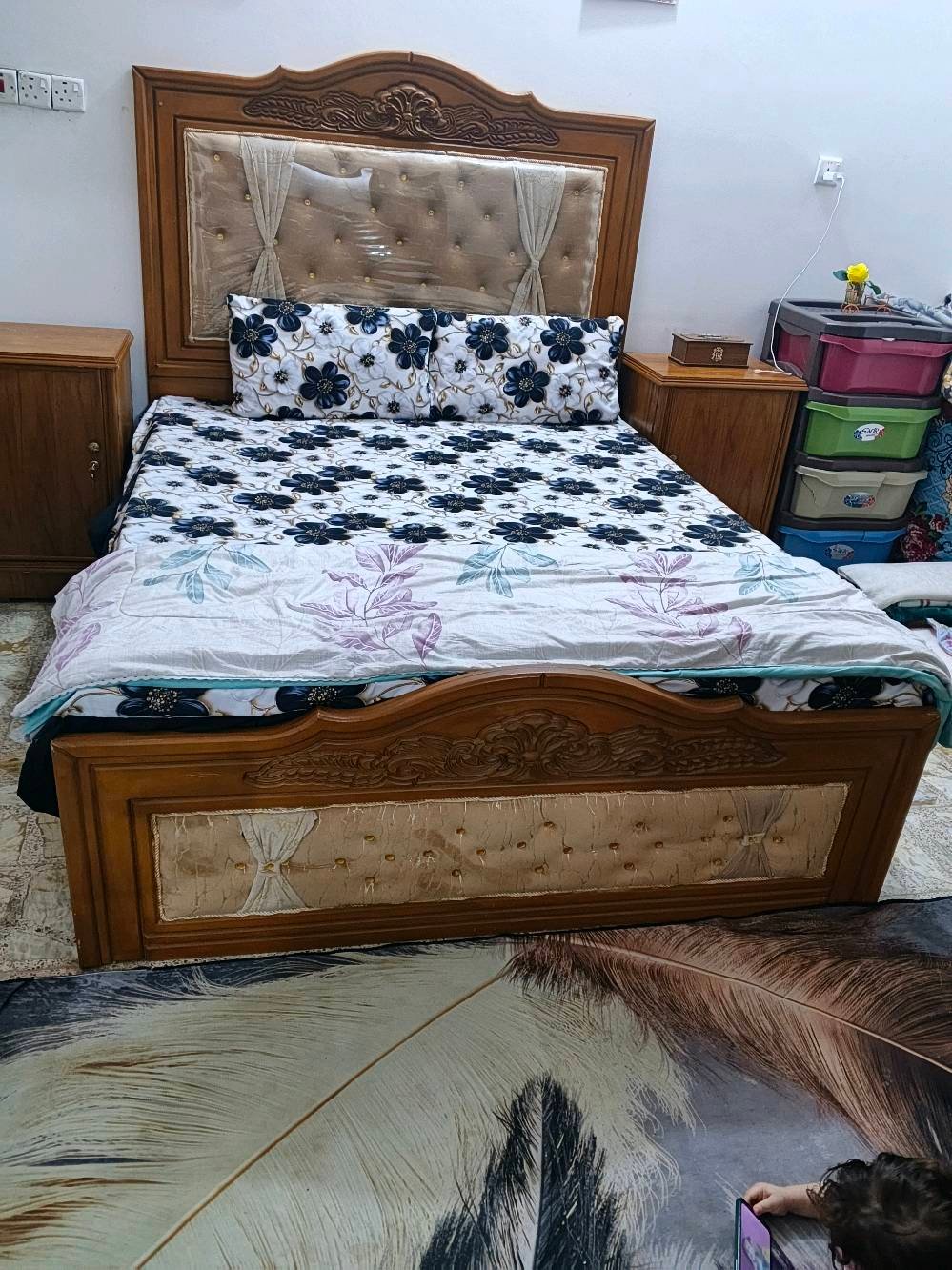 للبيع