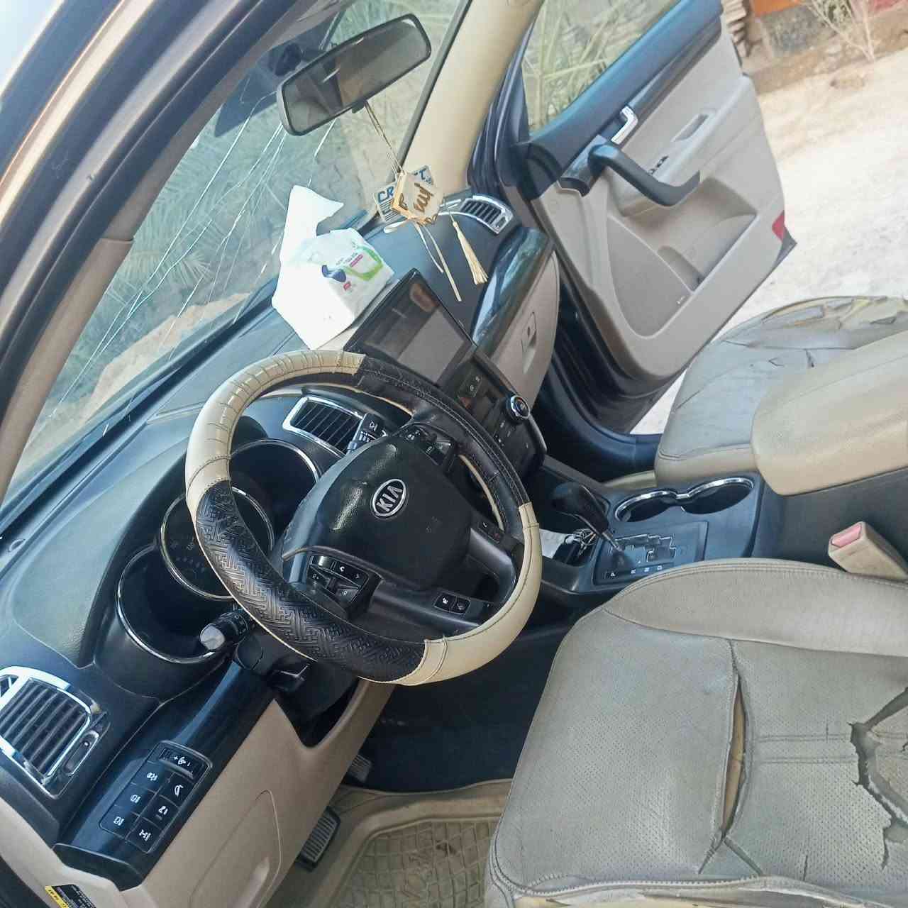 سورنتو ٢٠١١ • ٧ راكب • رقم بغداد