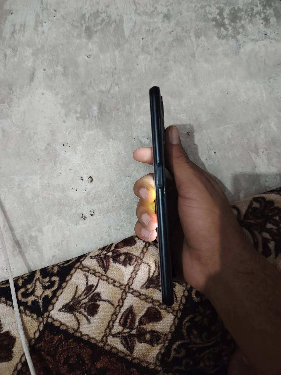 ريلمي 9i • ١٢٨ غ.ب • شاشة مستبدلة