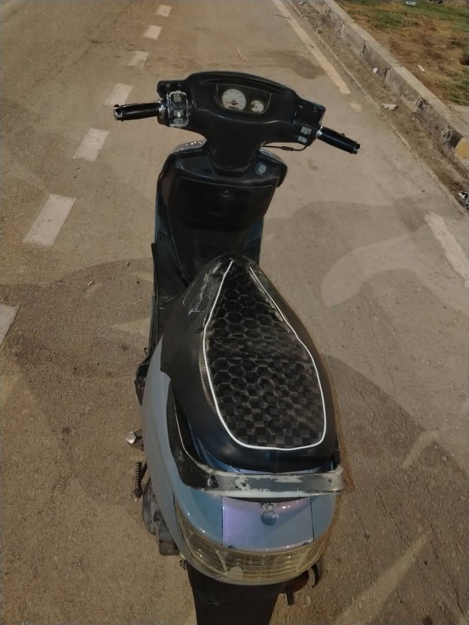 دراجه فراشه للبيع ناعمه شغاله سفل كهربائيات مكينه جديده مامفتوحه السعر 550 وبيها مجال قليل ***********
