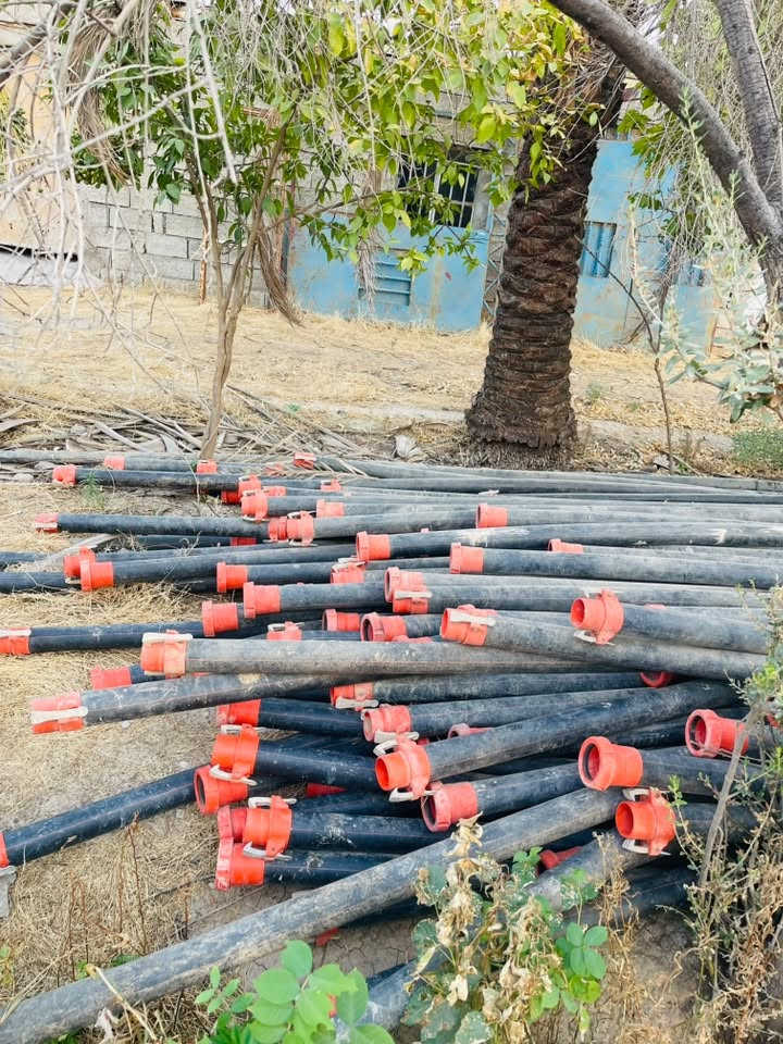 سۆندەی مڕەشە 2 نیو 6 متر تورکی دەرەجە یەک
120 عددە 
لەگەڵ فەڕاڕەکانی بە کاملی تەقسیم و قفڵ کامل بۆ فرۆشتن
تەنها زستانان دوو سئ ساڵئ دانراوە بۆ گەنم و هەڵگیراوەتەوە لە سئبەرایە 
هەمووی بەشەرت وەک لۆک وایە بئ شکاوی و بئ قۆپاویە
ناونیشان کەلار
***********
