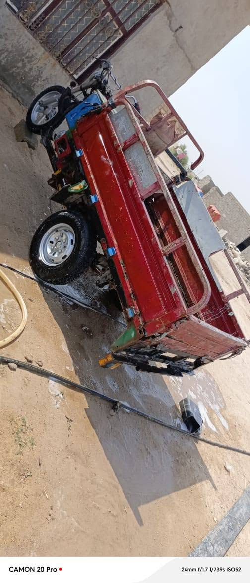 ستوتا البيع موديل 2015 محرك 24 السعر 700 كلك وبيه مجال المكان مزارع كربلاء التصال على الرقم ***********

نص مكتوب في الصور:
- CAMON 20 Pro • 24mm f/1.7 1/141s ISO50
- CAMON 20 Pro • 24mm f/1.7 1/739s ISO52