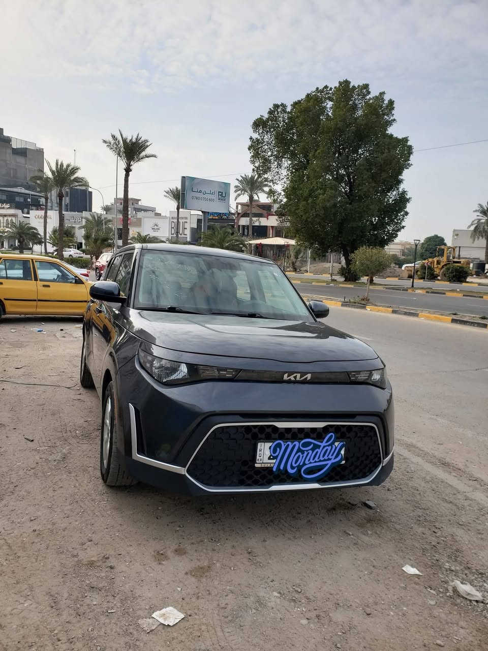 السلام عليكم
كيا سول 2023 الشكل الجديد 

لون نفطي

وارد امريكي صور الحادث موضحه بالصور

بجم كبس  

كير محرك شاصي لغد مكفول 

رقم سليمانيه الجديد تحويل بنفس اليوم او وكالة مضمون 

المواصفات: شاشة كبيرة - كامرة دوارة - قيادة الية 

فول تحكم ستيرن - رادار جانبي - تحديد مسار

اطفاء ذاتي عند الازدحام - محرك 2000 دوش 

ماشية 57 الف ميل - ويل كب - مود درايف انواع قيادة

بلوتوث -ABS - USB

السيارة خير من الله وجاهزة وكاملة من كل نقص وبالعافية على الياخذه 

المكان بغداد 

للتواصل والاستفسار 

***********
