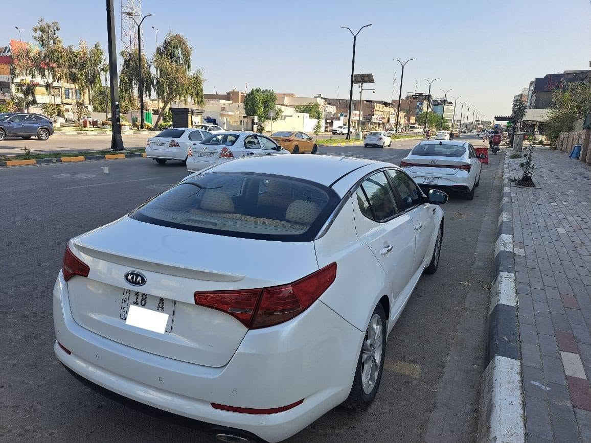 السلام عليكم
اوبتما 2012 خليجي 
مكينة 2000 دوش 
رقم بابل دولي سنوية مجددة لل 31
مكينة و كير مكفولات 
حدادية جديدة 
تبريد  قطعتين  امامي خلفي ثلج 
السيارة بيه مكانات صبغ اثر شخوط (ابيع حزام )
السيارة بدون حادث 
شواصي لغود وتكم مكفولات 
السعر 95 وبي مجال 
مكان السيارة الحلة / مركز المدينة 
للاستفسار الاتصال على
***********
