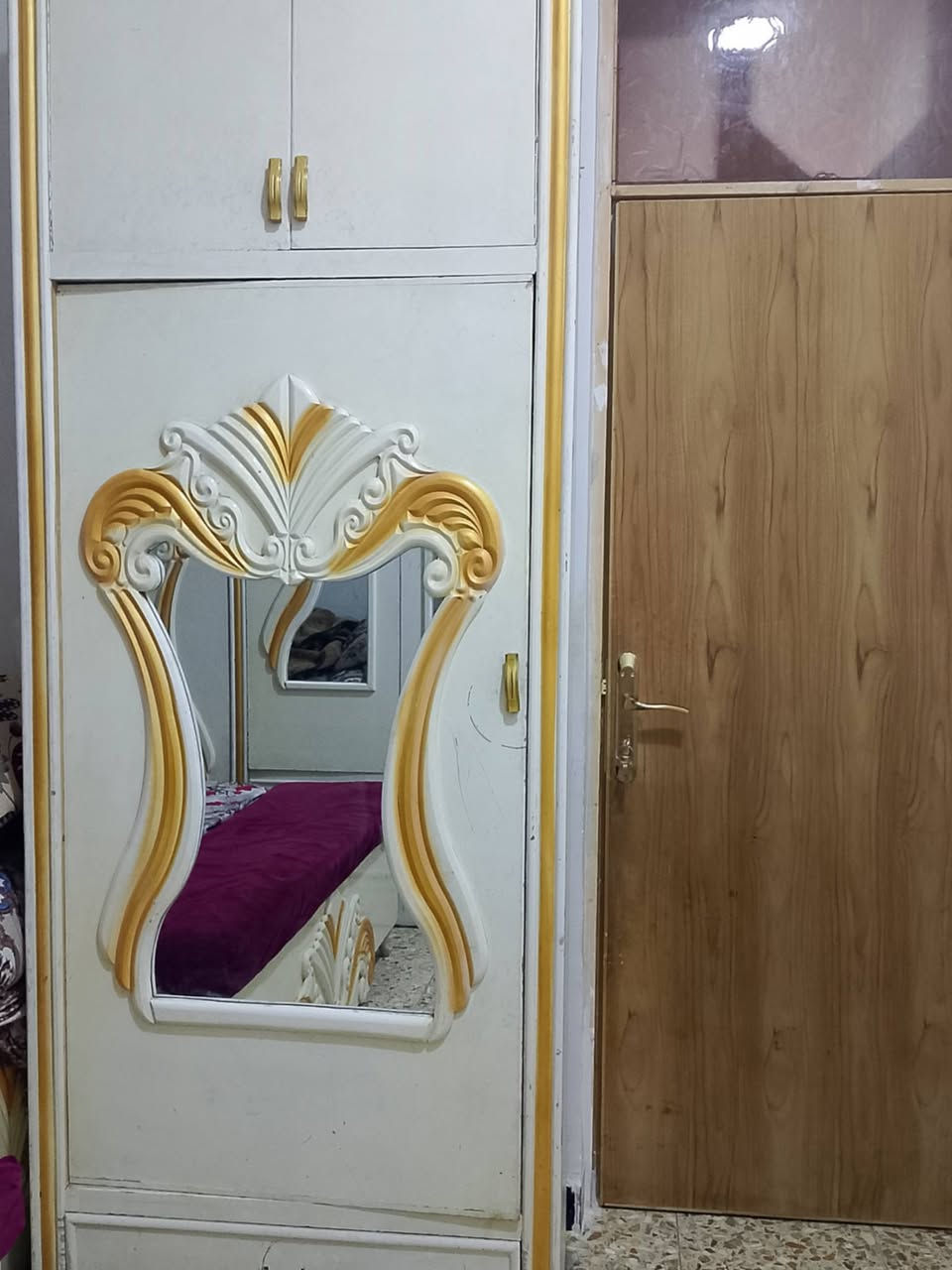 غرفة اخشاب • تسكام • قفل
