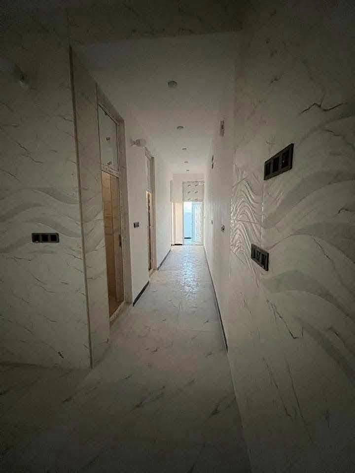 🏠 شقة للإيجار – حي الفرات

📍 الموقع: حي الفرات، الشارع الرئيسي، قرب جامع العقيلة زينب.

🔹 تتكون من:
• غرفتين نوم
• مطبخ
• استقبال
• حمامين (غربي وشرقي)

📞 للاستفسار والتفاصيل، مراسلة 
***********
