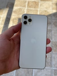 آيفون 11 برو ماكس • ٢٥٦ • بطارية ٧٩