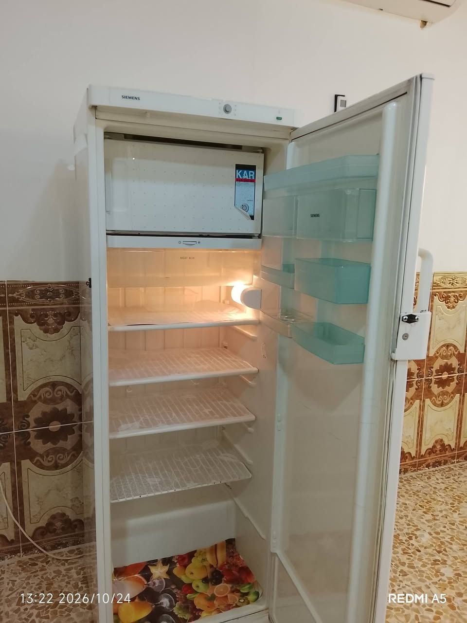 ثلاجه • غساله • للبيع