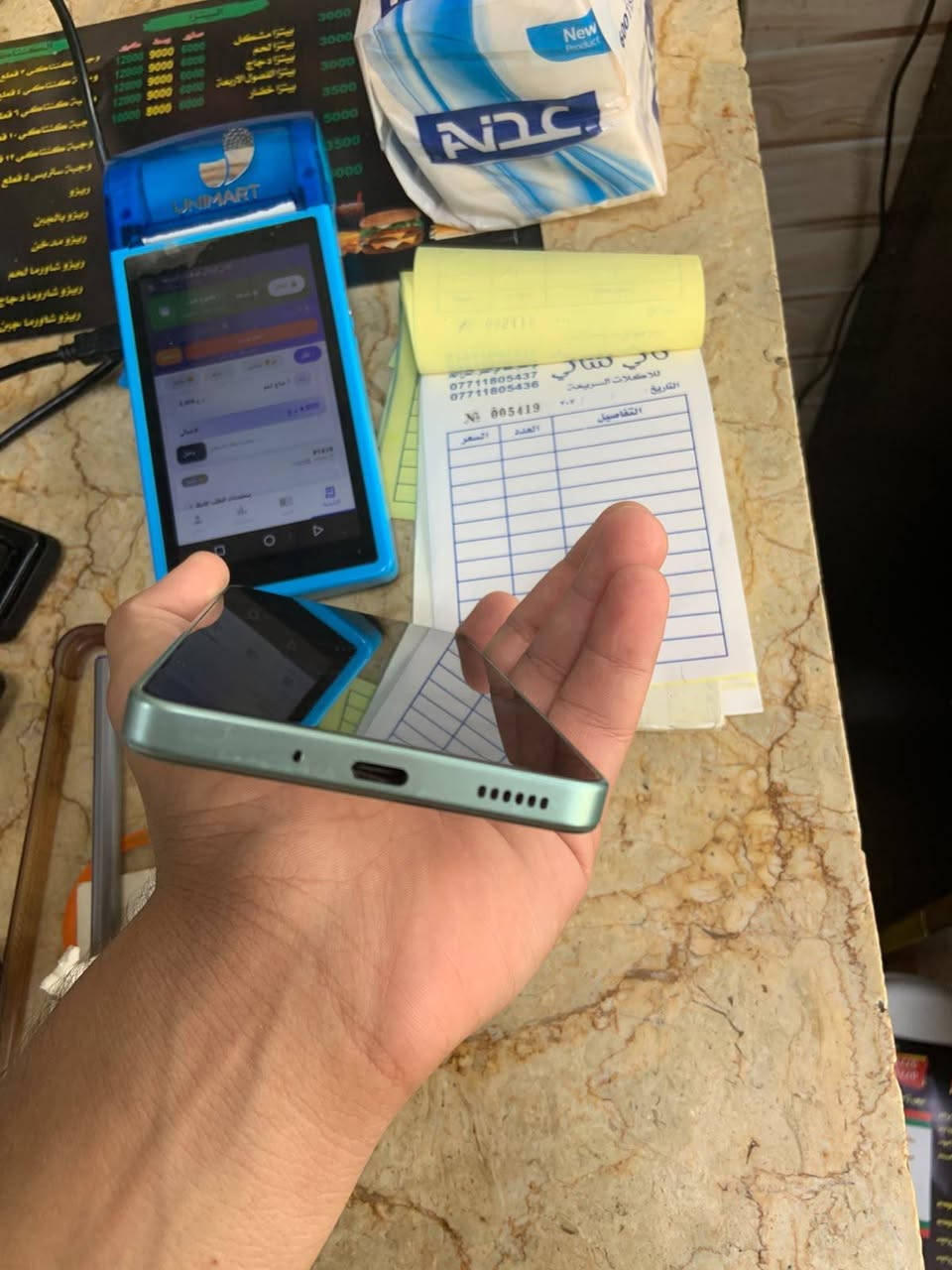 اسلام عليكم جهاز TECNO7فايف جي مستعمل قليل غراضة كاملة  السعر 300وبي مجال المكان بغداد العبيدي فلكت حي النصر الرقم ***********
