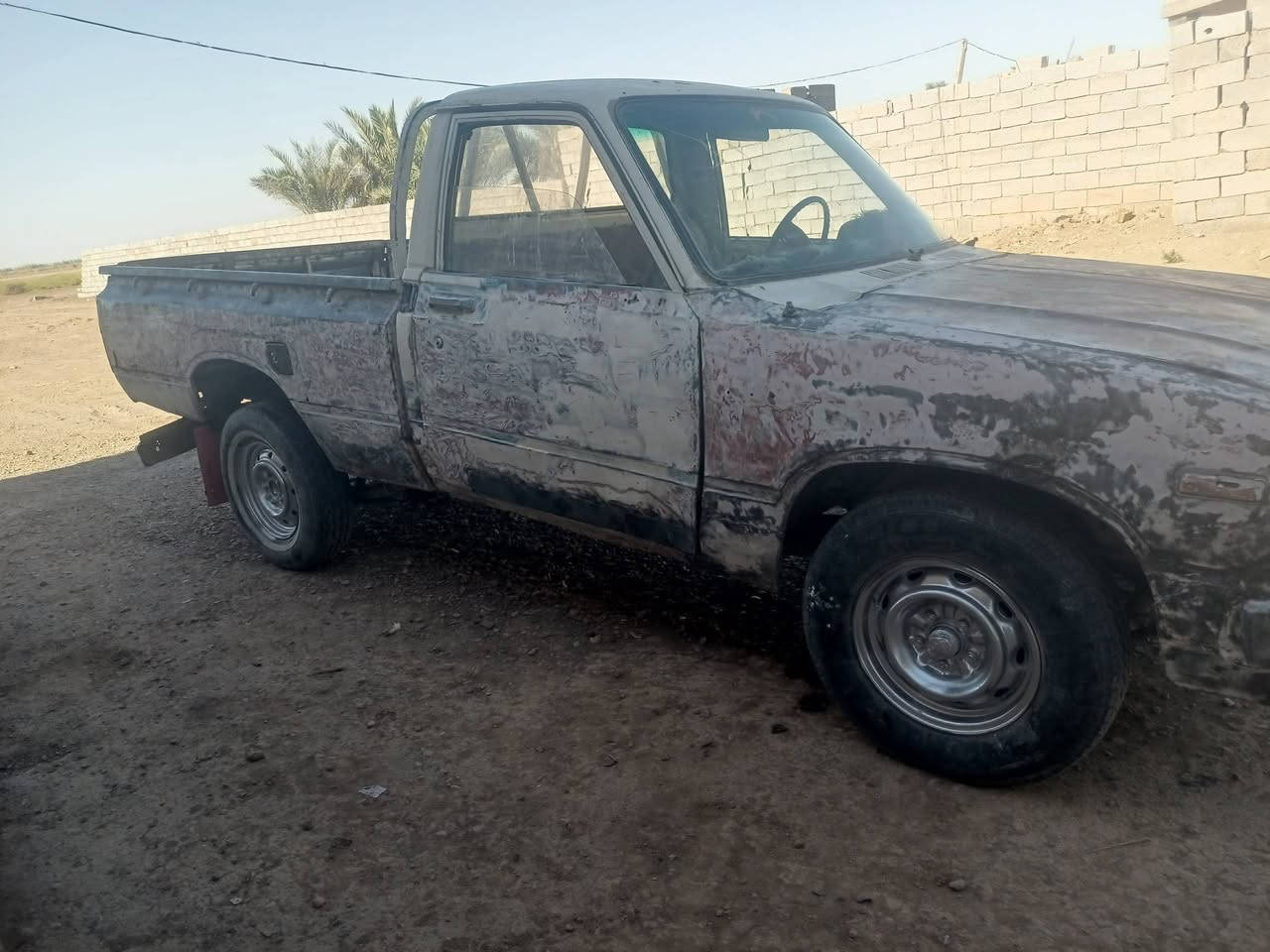 بيكم 80 للبيع رقم ديالى شرط التحويل الوكاله كير ومحرك وكسل درجه اولى الشاصي بي خياس مكانين عوزه بس صبق المكان ديالى ناحيت العضيم السعر 17وبيها مجال ***********
