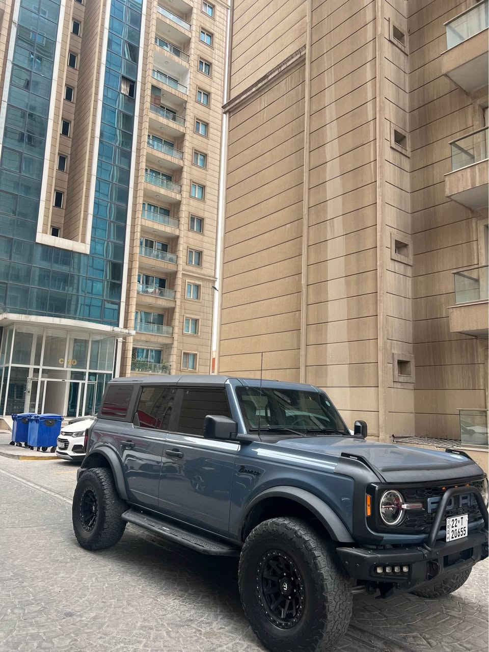 برونكو • V6 • بدون ايرباك
