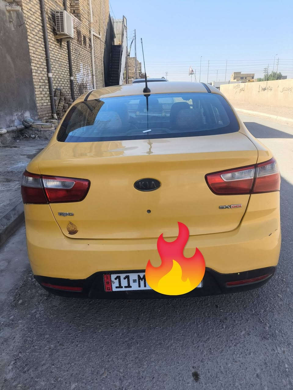 ***********
