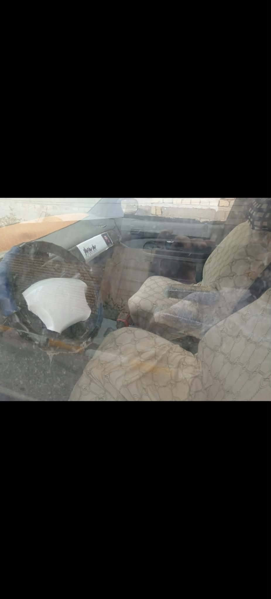 سياره للبيع مستيبوشي سبعه راكب
موديل 95 تحويل مباشر 

كير مكينه نضيفات ونجي سته 

كهربائيات كلها شغاله حداديه ٨٠ بالميه 
زوج تايرات كارتون  باتري جديد 

 السعر ٢٧  وبيها مجال قليل  للشراي 
العنوان ذي قار سوق الشيوخ
