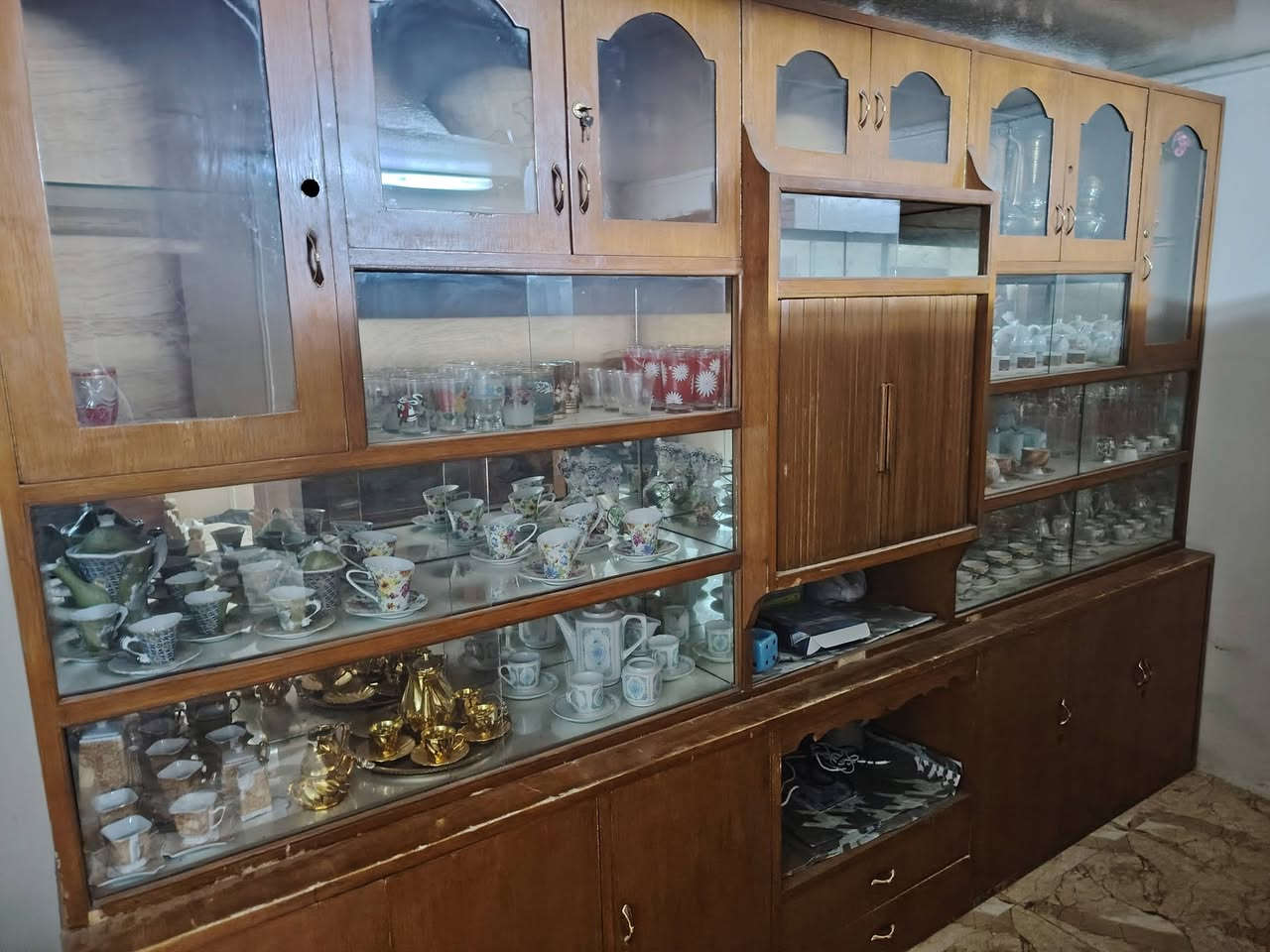 معارض للبيع الاستفسار الاتصال على الرقم ***********
