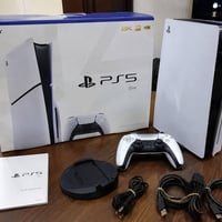 متوفر بلي 5 سلم ذاكرة 500 گيگا نضافة 95% كامل ملحقاته السعر 950 بي مجا...