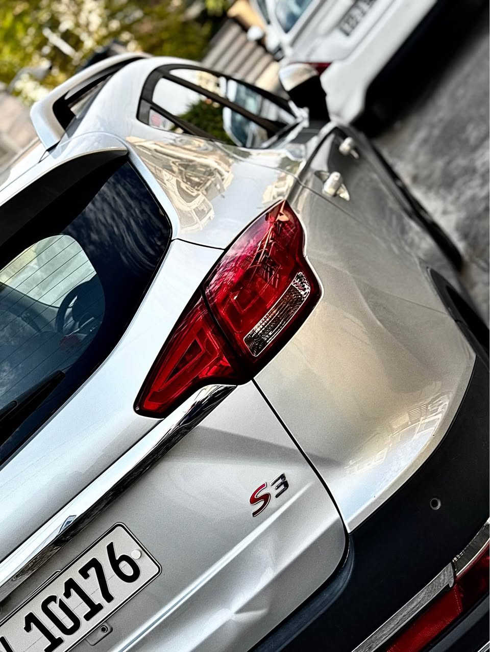 JAC 2024 S3
٤٨ هةزار روشتوه هيجي نيه
مةكينةى كةورةى بى توربو مةرغوب
هيج مةسرفى نيه 
فول مواصفات بصمه سلايد رادار حساس
نرخى تةنها ٩٨ وةرةقة و مةجال
بةناو خومه شوين هةولير

سياره كفاله فقط رصعتين بلصندوق
محرك ١.٦ بدون تيربو
سعر ٩٨ ورقه و بيها مجال سياره ب اسمي فحص هزه جديد
واتساب *********** أربيل, العراق
