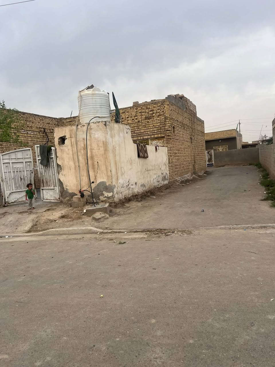 ميسان قرية العزة • ٣٢٠م • ركن عالشارع