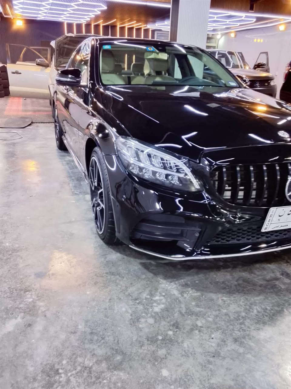C300 • ٢٠١٩ • فتحت سقف