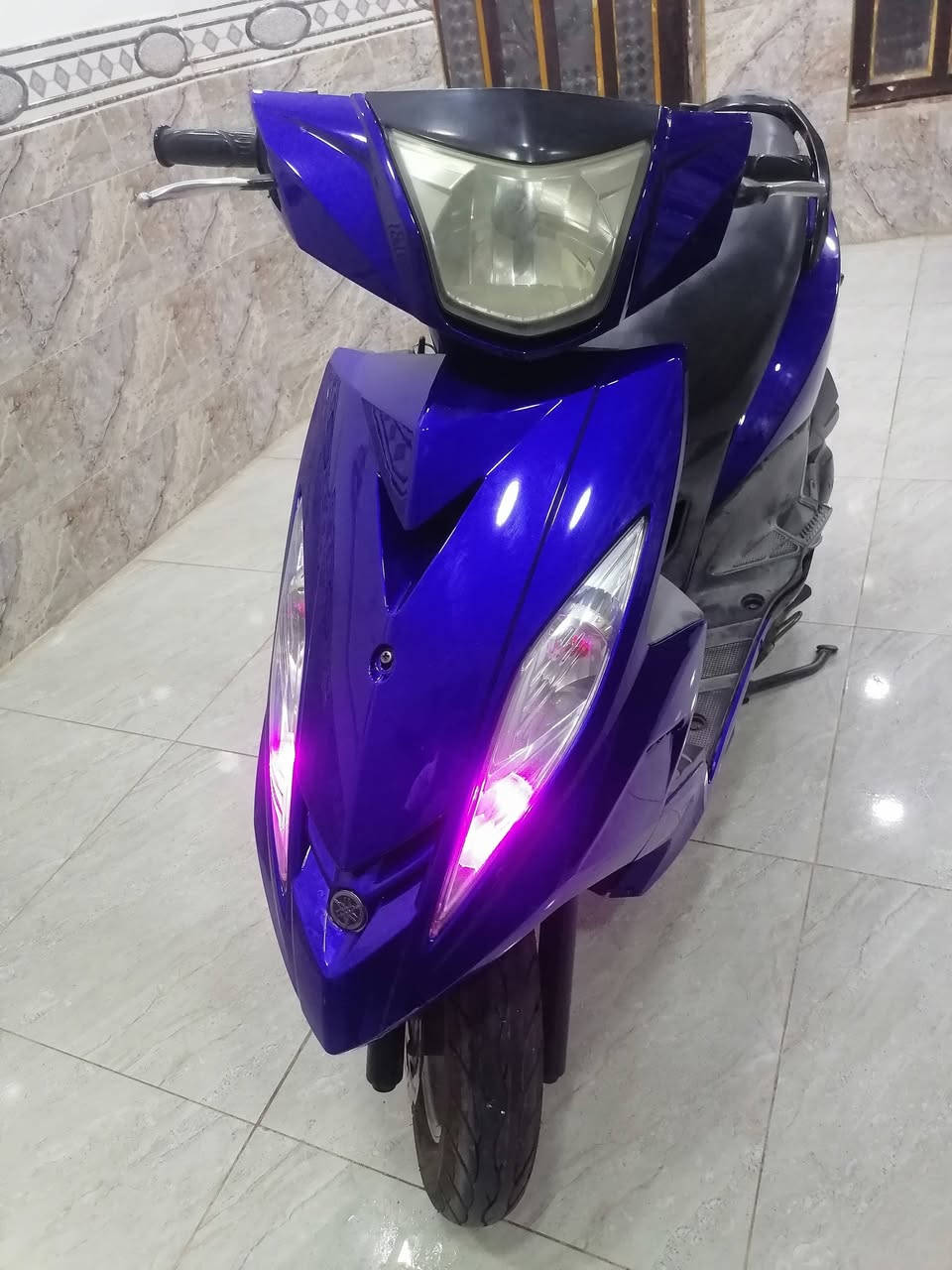 دراجه رمبه نوزل جديده صار سبوعين ماخذهه دراجه حاويه باله السعر 600 و بيهه مجال بسيط الشراي مكاني الصقلاويه امراوس هم يرهم حسب القناعه ***********
