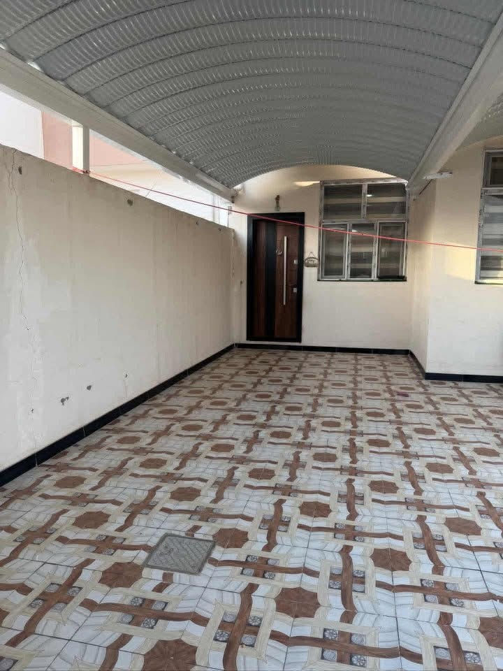 بيت في في ابي غرق مجمع الصفوه السكني 200م
يتكون من غرفتين نوم وصاله ومطبخ حار وبارد وكلدور وصحيات عدد2 السعر المطلوب 85 مطلوب مبادره على المصرف العقاري60مليون للاستفسار الاتصال بالرقم***********
