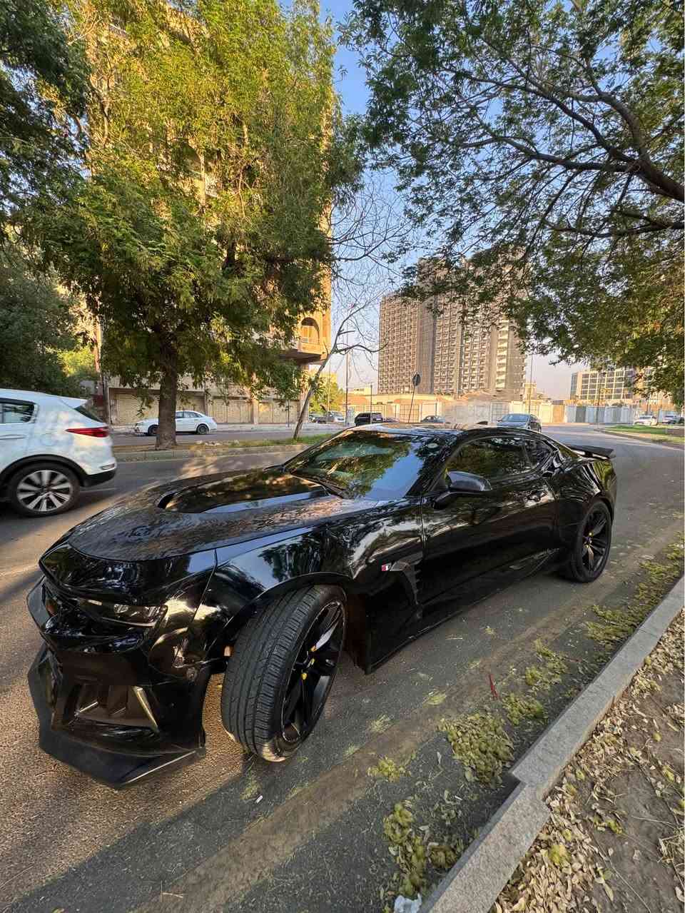 السلام عليكم

كمارو موديل 2017 Lt 

حادثها جاملغ ايسر بدون شاصي لو دواخل 

محدثه بجم ZL1 

وعليها اكزوز ينفتح وينسد 

ومواصفاتها معروفه Lt 

وزنون عالي ناصي 

ودوشمه ممتازه 

وعليها تخم تاير جديد قبل شهر 

ورقمها اربيل تريد وكاله او تحويل 

السياره معروضه ب 110 وقابله للتفاوض 

مكان السياره بغداد 

للاتصال *********** بغداد, العراق

نص مكتوب في الصور:
- 1:01 4 en.bidfax.info/chevr
- en.bidfax.info/chevr