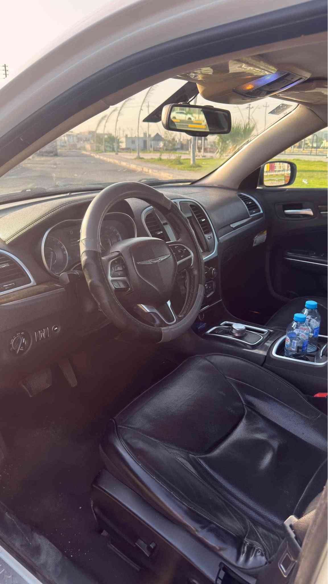 سلام عليكم
اوبامه 16  كندي فول للاخير واحد ع واحد C 300
بيها قطع صبغ بل عراق اثر شخوط ابيع حزام مواصافتها
معروفه محرك 3600 
خزن ميموري
كير ماوس
 شاشه كبيرة 
كشنات تدفئة تبريد
 تحكم كشنات كهرباء
حساسات
ويل مكسيكي
تشغيل عن بعد
 كلاص ثلاجه
(بنو رامه)
برده خلفيه
تبريد ثلج
حساس وقوف فيحال فتح الباب
كشنات جلد
وهواية مواصفات مكينه كير حداديه كله جديد شواصي كفاله مال جاني ومصروف عليها هواي واي نقص ما بيها رقم وهز جديد سنويه لل2031 معوقين السياره وراعيها قاصر بدون تحويل وكاله فقط اتكفلك بل رسميات 
لله شاهد سياره احلا من الصور الف مره  تجي تشوف بعينك ع ايدي بس صار عندي ضرف وحتاجيت وريد ابيع 
 سعر 149 مكاني بصره رقم*********** البصرة, العراق
