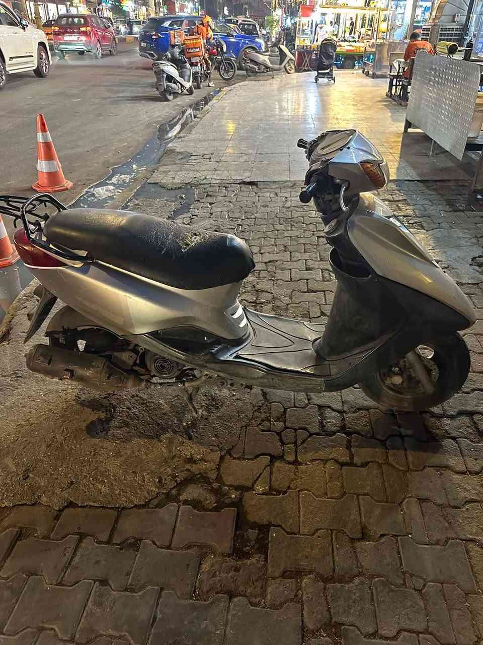 اكزز • مبدل مكينه • ستاند كهربائي