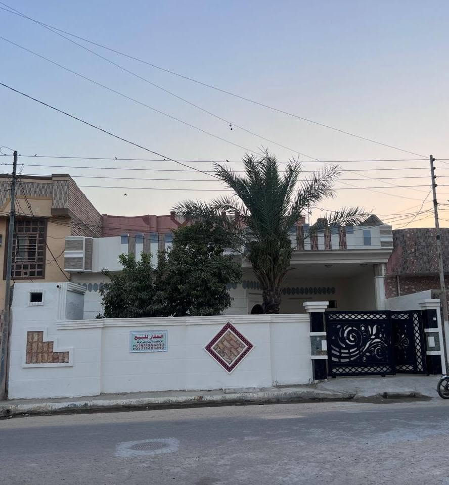 #بيت_للبيع_بالفلوجه 
_طابقين 250متر شارع 12
_حي الشهداء قرب جامع الأنبياء
_اربع غرف نوم السعر 190 قابل للتفاوض 

مكتب اليونس العقاري 
الفلوجه شارع 60
***********
***********
