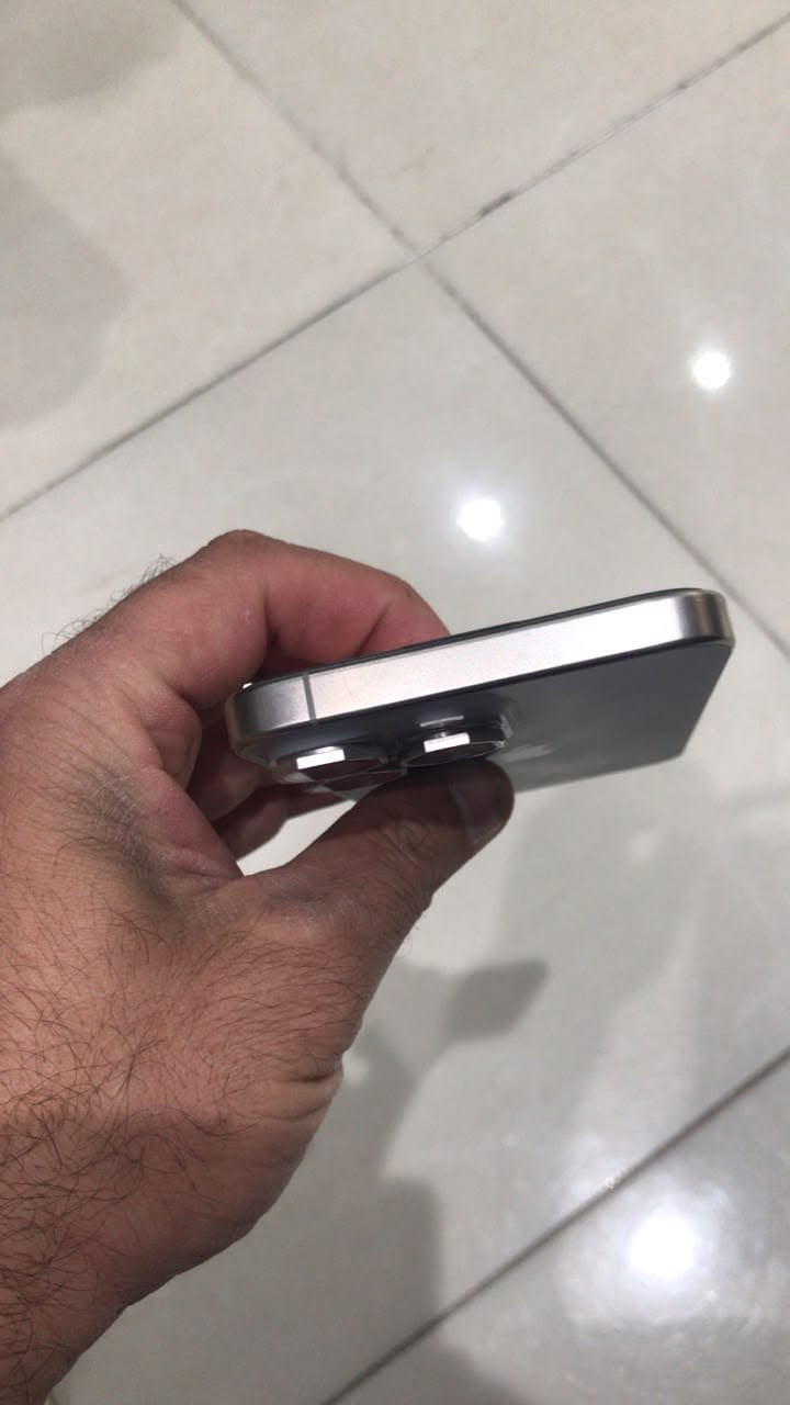 ١٥ برو ماكس ماستر شرق اوسط بطاريه ٨٥ بلادي مامبدل بي اي شي بي نقطه سواد بالشاشه مامأثرة عاللمس بدون كارتونه وبدون شاحنه نضافة الجهاز ١٠٠٪ سعره ٦٥٠ الف قفل او مراوس دراجه مكاني بغداد حي النصر *********** متواجد واتساب

نص مكتوب في الصور:
- ٥:٥٧
- حول
- الاسم
- iPhone
- إصدار iOS
- 26.6.1
- اسم الطراز
- iPhone 15 Pro Max
- رقم الطراز
- MU793AA/A
- الرقم التسلسلي
- CK7NRH43G9
- انتهت صلاحية التغطية
- سجل تاريخ القطع والخدمة
- الأغاني
- الفيديوهات
- ٧٤
- الصور
- ١,٢٧٣
- التطبيقات
- ٦٠
- السعة
- ٢٥٦ غ.ب.