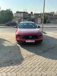 Honda accord hybrid  بسعر النترا حجم المحرك : 2000 sport هايبرد  ضرر ا...