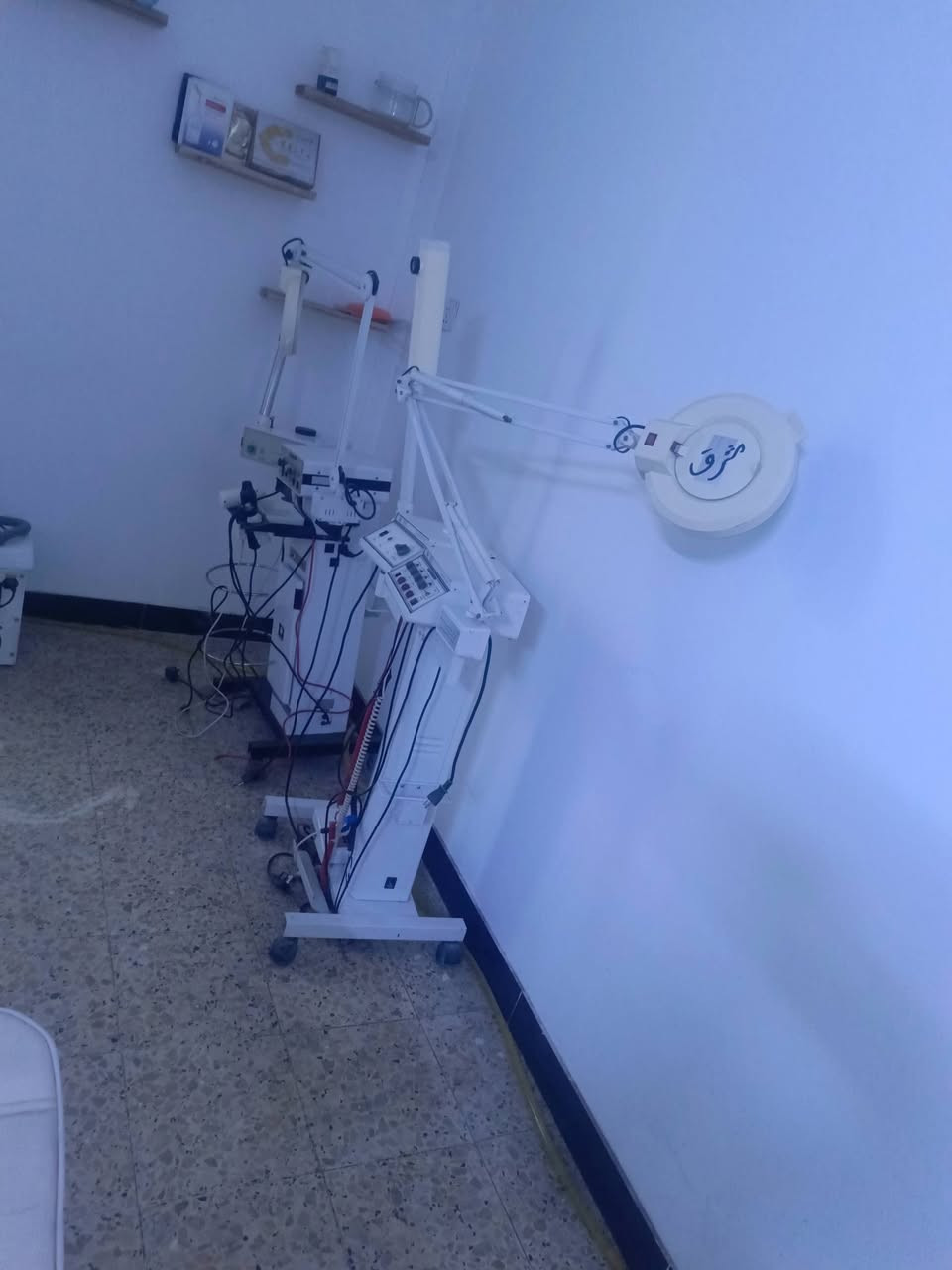 للبيع جهاز الليزر جديد بس تبديل هاند عنوانه الكيارة للاستفسار ***********
