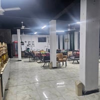 النجف كوفة • مؤجرة • ٥ محلات