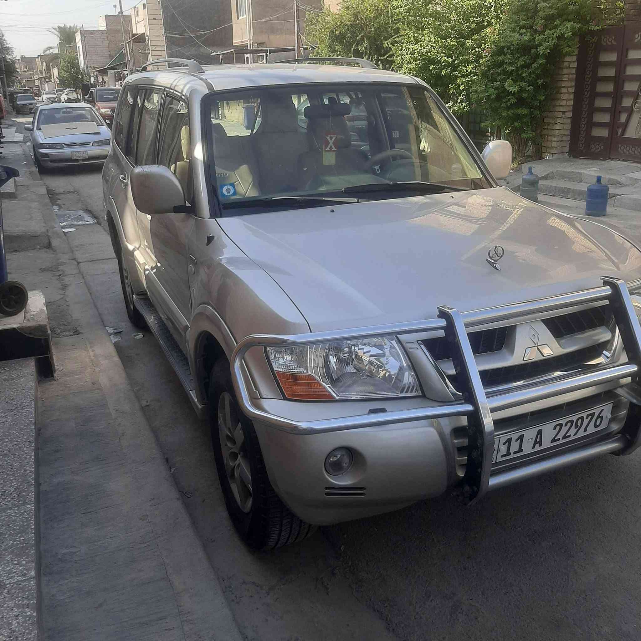 باجيرو ٢٠٠٦ • مكفولة صبغ • بي بارد