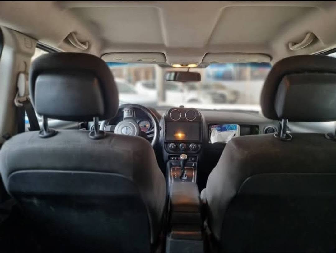 🛑 Jeep Patriot 🛑

🔺️مۆدیل : 2017 ✔️

🔺️بۆیاغ : بۆنیت ، یەک بست سەرە چاملغی ، بێ ناوگرتن ، کەمێک تەزرەی هەیە.

🔺️ئێڕباگ : نەتەقیە هەمووی بیلادە ✔️

🔺️مواسەفات :
دەبل ئەکسل - کورشین هیتەر - شەغال - زۆر مواسەفاتی تر تەنها سلاید نیە ✔️

🔺️مەکینە : 2.4 🔥

🔺️ماوەی ڕۆیشتن : 123,000mile✔️

🔺️نرخ : 127$ 💵 مەجال 

تێبینی // 
سەیارەکە پاک و خاوێنە بێ کێشەیە ، گۆڕینەوەش دەکەم ، گێڕ مەکینە تەبرید تەحویل وەکالە غەڕامە هەمووی بەشەرت بۆ زانیاری زیاتر پەیوەندی بکە. 

ژمارەی تەلەفۆن : 
*********** viber.whatsapp أربيل, العراق
