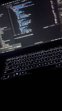 لابتوب Dell استعمال برمجه خفيفة فقط المواصفات ~ الموديل: Dell Latitude...