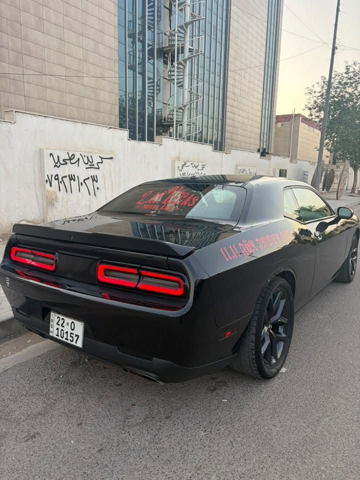 السلام عليكم
جالنجر RT V8 2022 للبيع
السياره مابيها حادث بس سرقه جاملغ وبنيد ومرجعات قطع اصليه ومصبوغات  
صورها ب امريكا بل منشور
ماشيه 55 ميل 
شاشه ابل كار بلي 
حساسات 
بصمة ابواب 
ABS 
كامره خلفيه 
تحكمات ستيرن 
تدفئة مقود وكشنات 
داخل احمر جلد 
و عليها سستم اكزوست بلادي من امريكا  
ومنظومة زينون 
وباقي المواصفات معروفه …
مكانها بغداد اليرموك 
***********
موجود واتساب او اتصال

