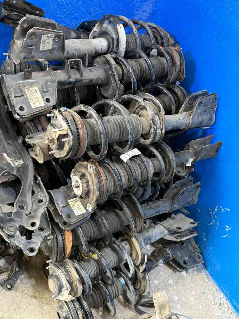 تفصيخ أمريكي • قطع غيار أصلية • الكرادة بغداد