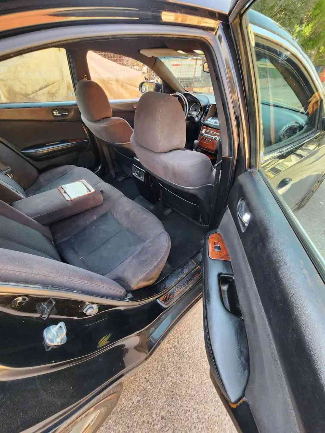 للبيع مكزيما
مكانه الموصل
التواصل على الرقم 
***********
مندوبه سيارات الي يريد نشر انشر بحسابي فيس وتيك توك

نص مكتوب في الصور:
- مكزيما بسعر ببلاش التواصل ع رقم ***********