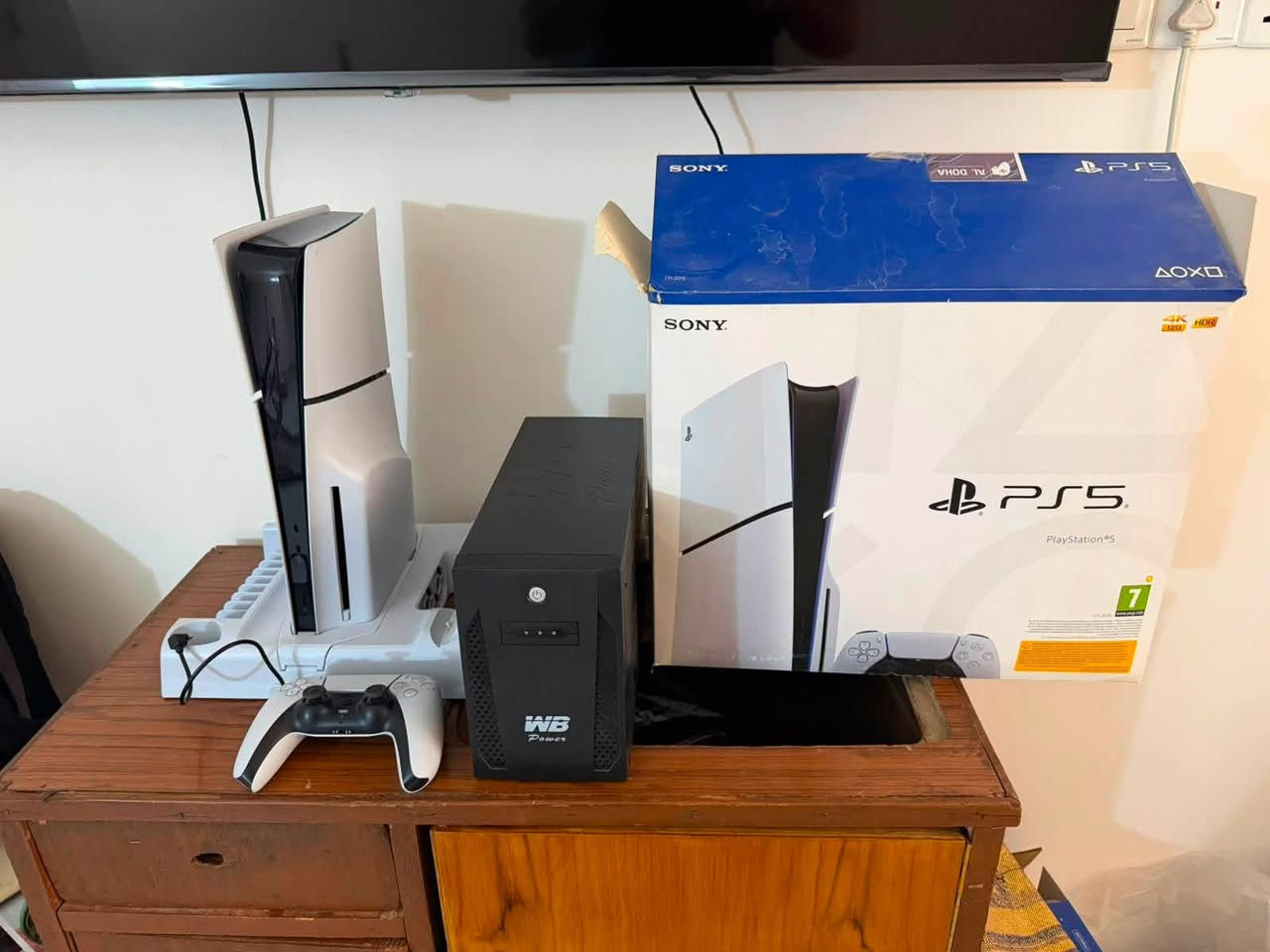 Ps5 سلم اوربي
 
واحد تيرا مع كامل ملحقات جوستك اصلي ups 1500 
قاعدة تبريد ما مستعمل هوايه 
السعر ٧٥٠ 
للتواصل ***********
