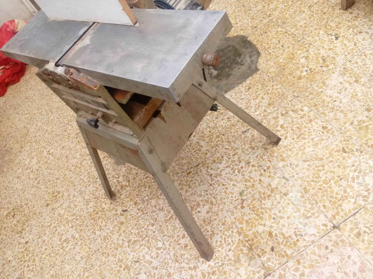 رندة دبل نمساوي نظيف شرط شغل السعر 350  المكان كركوك
الاتصال على الرقم فقط ***********

