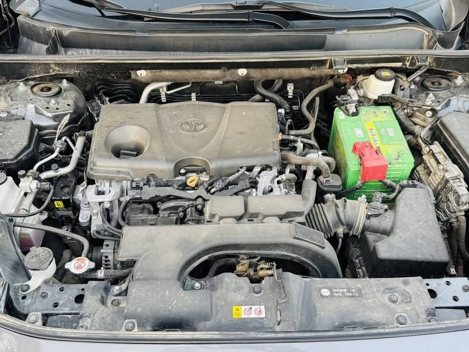 🔥🚘 للبيع | Toyota RAV4 XLE Premium 2021 🚘🔥
🇺🇸 وارد أمريكي | سنوية أربيل باسمي

⭐ XLE Premium – مواصفات مميزة

📍 الممشى عند دخولها من أمريكا: 81,000 ميل

📍 الممشى الحالي: 133,000 ميل

🔹 سلايت

🔹 رادار

🔹 تحديد ومتابعة المسار

🔹 فولّيوم

🔹 Auto Hold Brake

🔹 بصمة

🔹 مرايات برادار + إشارة النقطة العمياء

🔹 جنوط كروم 19 إنچ

🔹 شاشة

🔹 كرسي السائق كهرباء

🔹 جنطة كهرباء

🔹 أرضية مغلفة جلد

💎 سيارة عائلية، اقتصادية وعملية، وفئة XLE Premium المطلوبة.

📍 المعاينة: كركوك / تكريت

📞 للتواصل واتساب واتصال:

***********

🔍 الفحص على المشتري، والسيارة حاضرة للفحص والمعاينة.

💰 السعر عند الاتصال
