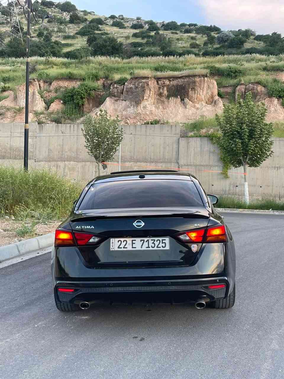 السلام عليكم 
نيسان التيما موديل2020
جملغ امامي تبديل شريكه و نص بونيد صبغ نص باب صبغ بدون دواخل و ارباك 
سياره فول مواصفات 
رقم الهاتف 
*********** دهوك, العراق
