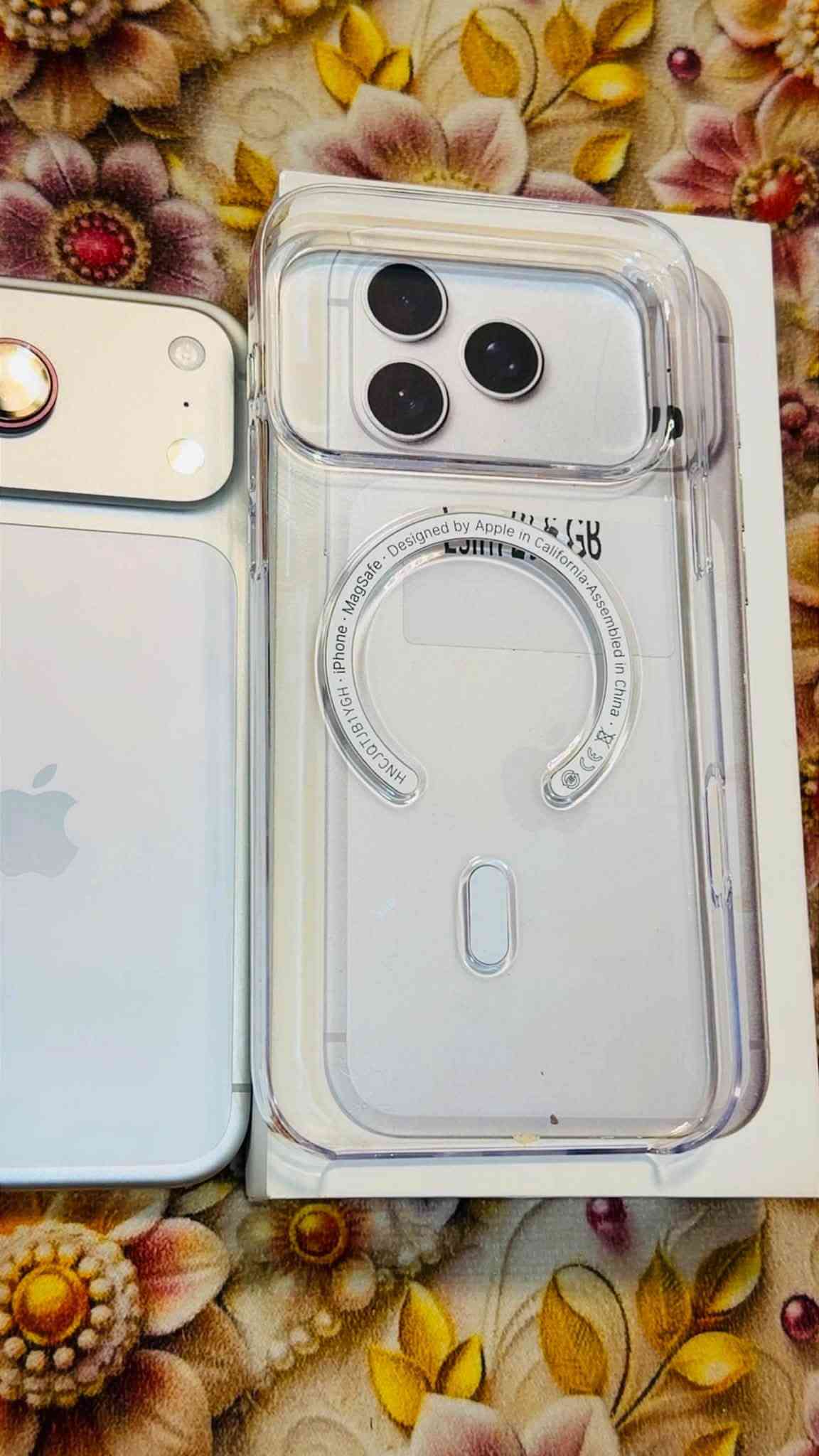 آيفون 17 برو ماكس 256 • سلفر • بطاريته 99
