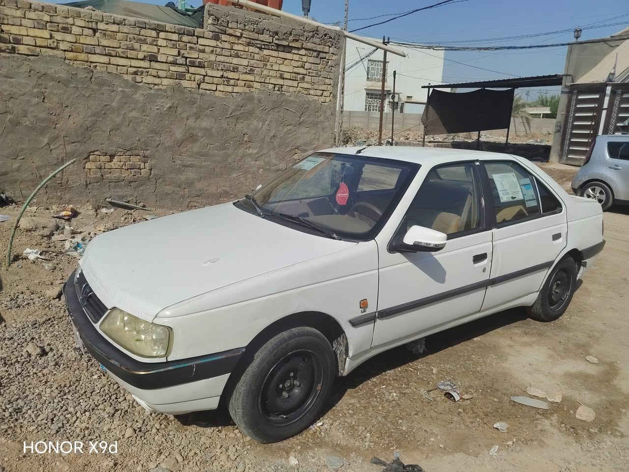 سلام عليكم بيجو
للبيع مستعجل 
السيارة احلامن الصورة
عليهة ادامة كاملة
تخم تاير باتري جديد
حدادية ابريك جديد
محرك كير شرط
رقم دولي لل سنة 30
العنوان ديوانية مهناوية 
السعر 29 اوبيهة مجال
***********

نص مكتوب في الصور:
- HONOR X9d