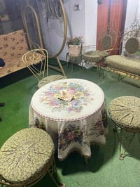 ديكور بيت • حديقة • للبيع