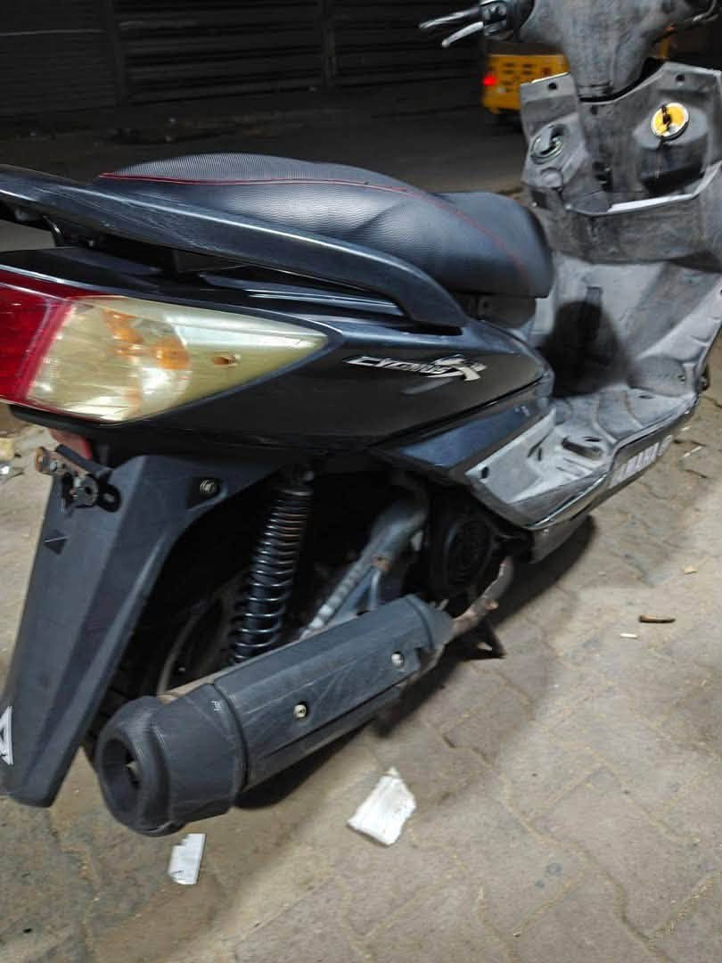 سكنس فحل خطين ياباني قبق نفخ
دراجه خير من الله
مكينه بلادي 
بمليون 100وبيهة مجال
مكاني بغداد حي جهاد ***********
