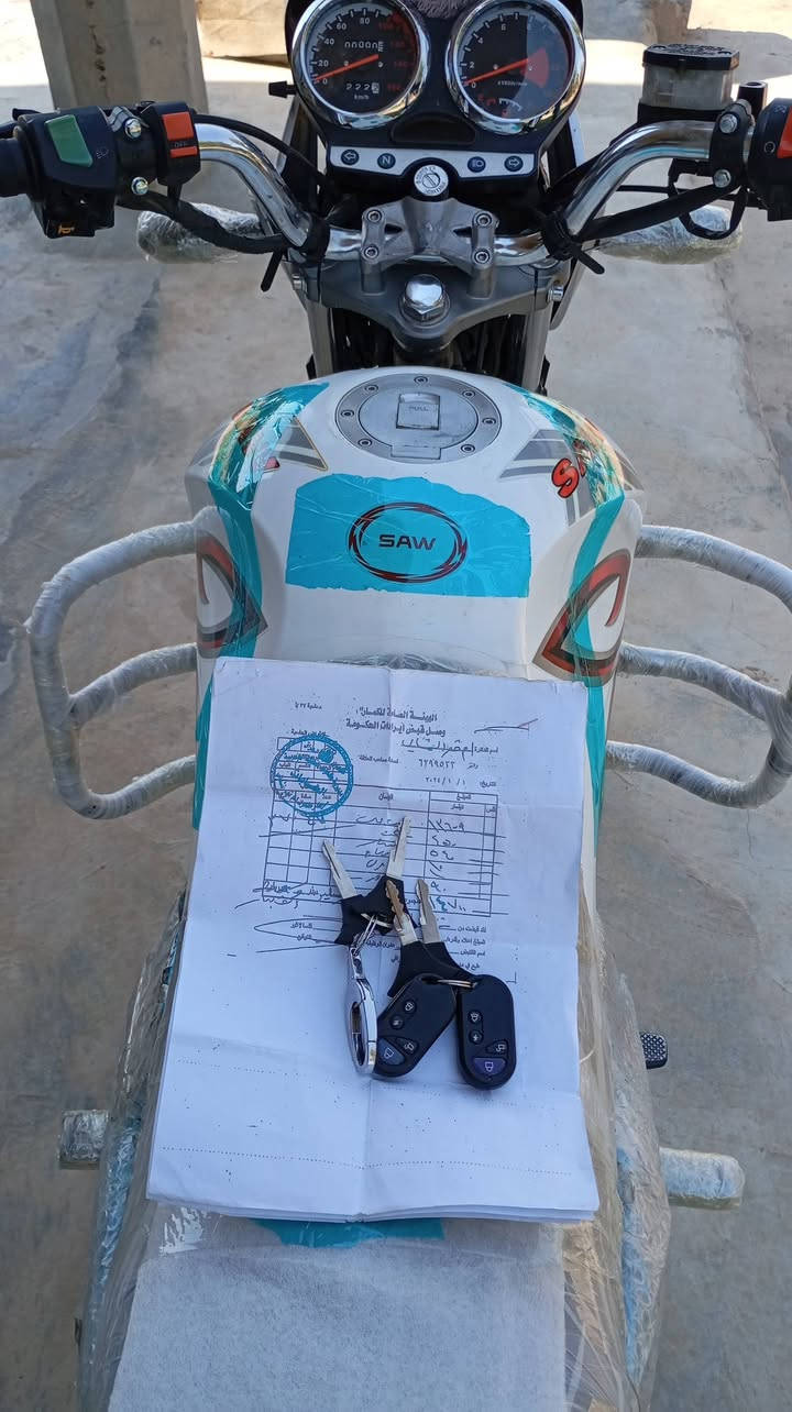 سنكي للبيع مديل 24 محرك 150بصمتين اربع سويجات التاير الخلفي مال شركه بعده دبلات شركه مملعوب بيها الموطور كامل مكمل اي نقص مابيه ممتعوب بعده شركه 
السعر مليون و400وبيه مجال مكاني الضلوعيه للاستفسار ***********
