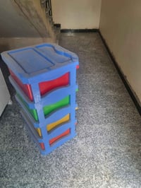 أثاث أطفال • للبيع