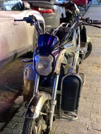 دراجه هارلي للبيع ناقصها بطاريات  ملفها ويل جديد شادي عقلها شغال بصمه ...