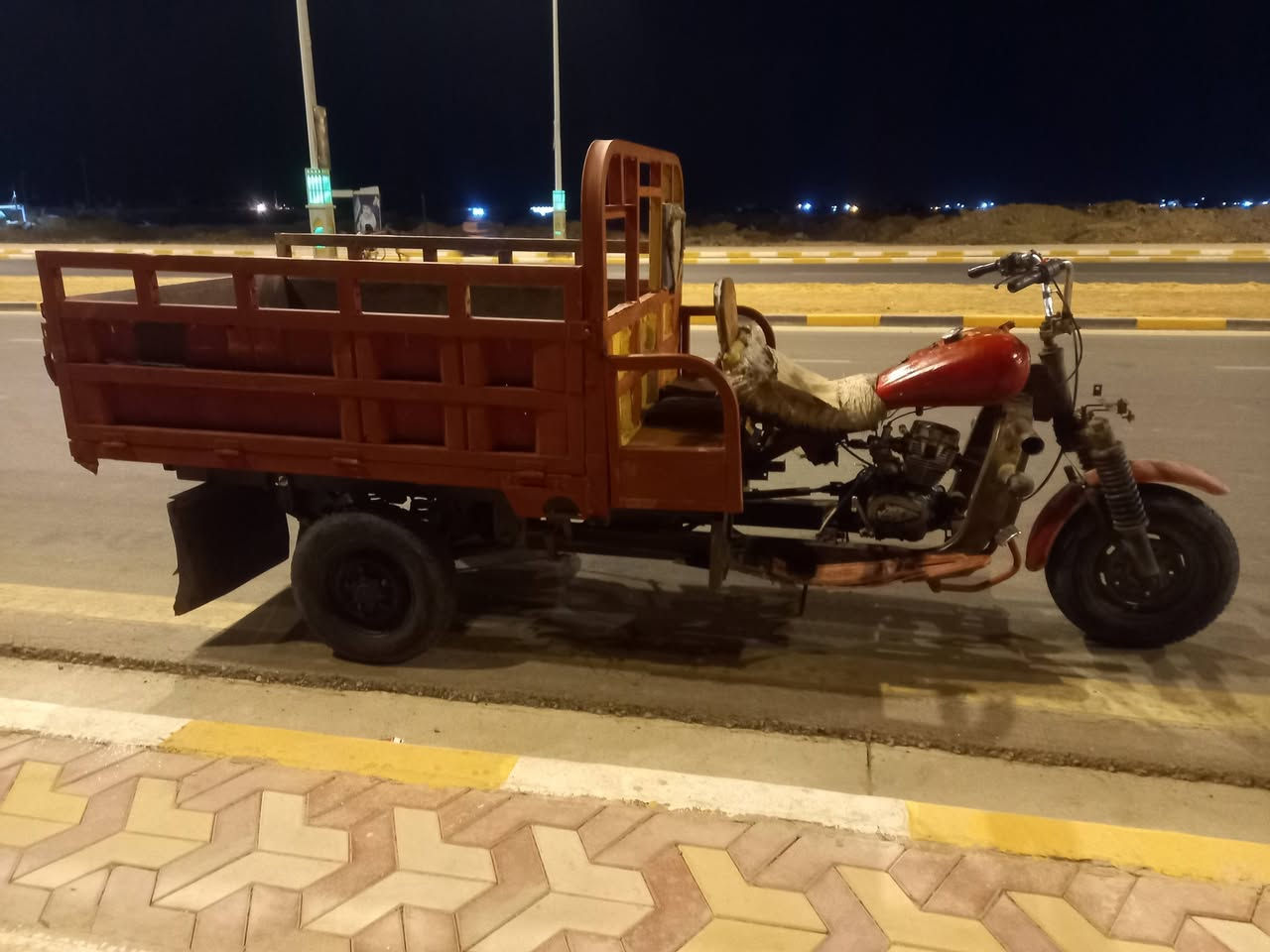 للبيع ***********
